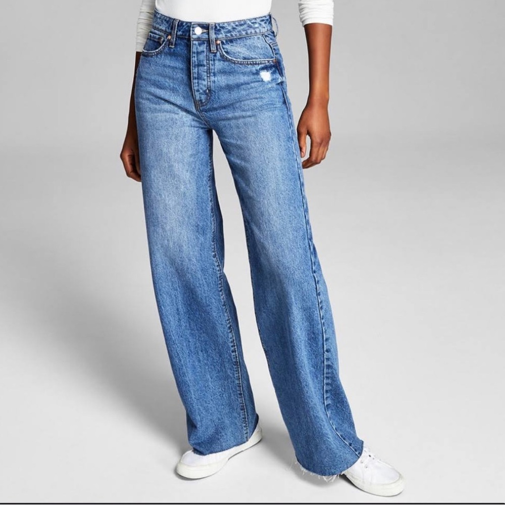 Wide-Leg Denim Jeans